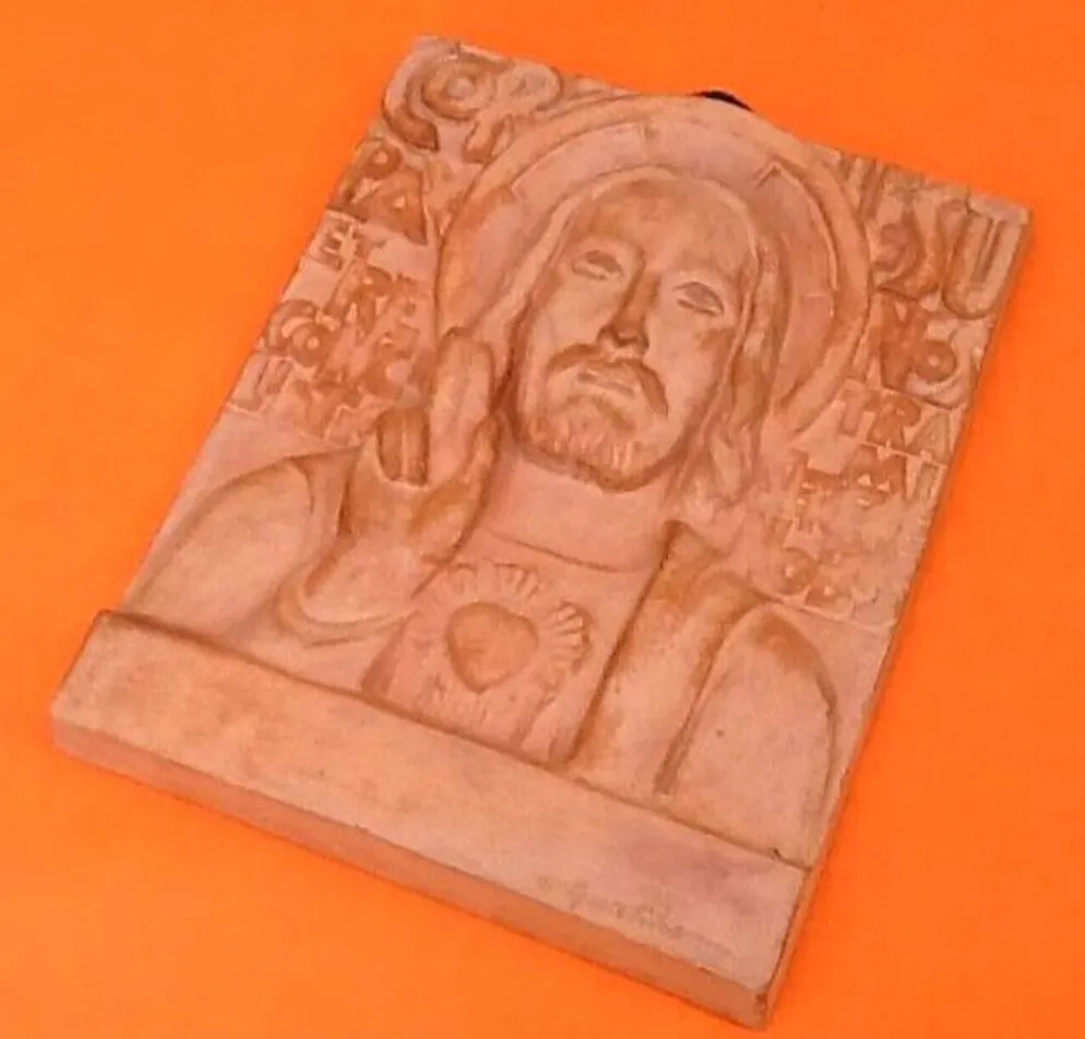 Arts Religieux Desgodets Paris Sculpture bas relief à suspendre Jésus Christ