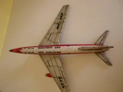 Avion de ligne à friction en tôle lithographiée, look patina -1965-