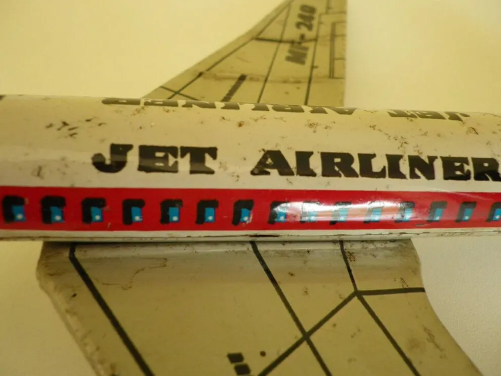 Avion de ligne à friction en tôle lithographiée, look patina -1965-