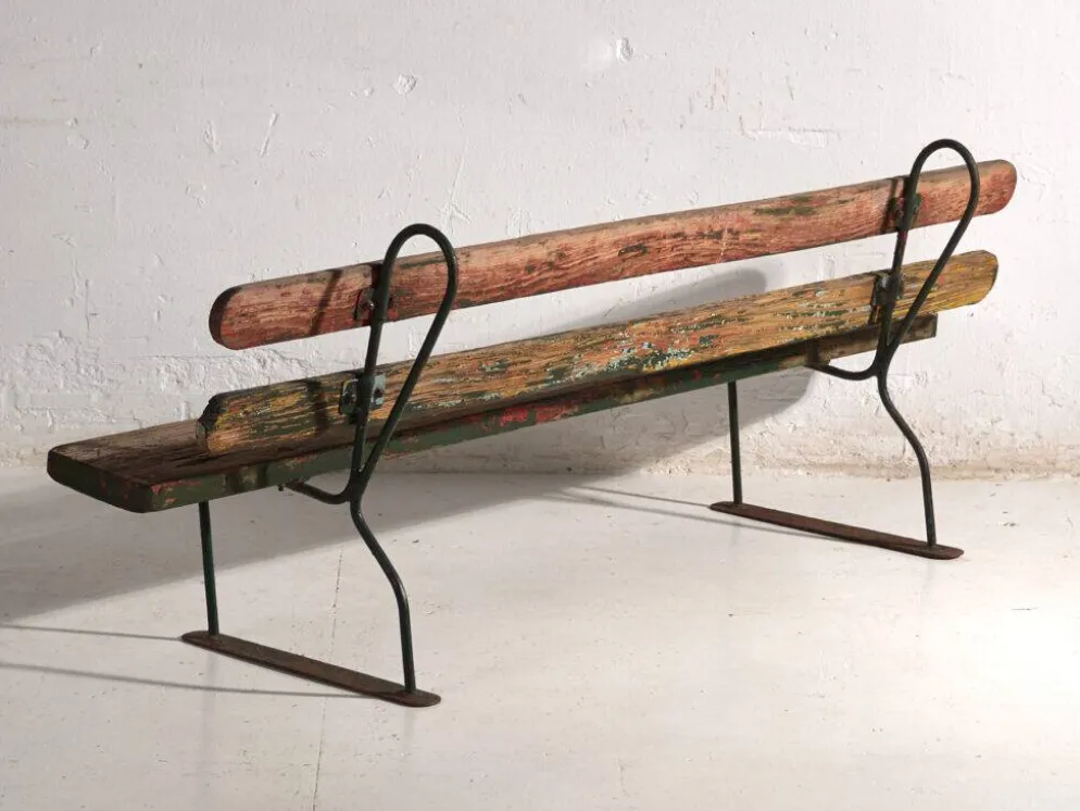 Banc ancien en fer et bois de pin – Europe centrale, vers 1920