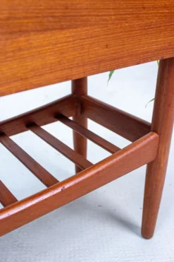 Banc coffre de rangement danois en teck par Arne Wahl Iversen, années 60