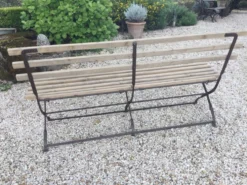 Banc de jardin
