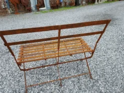 Banc de jardin en fer