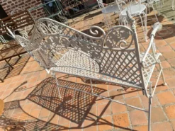 Banc de jardin en fer