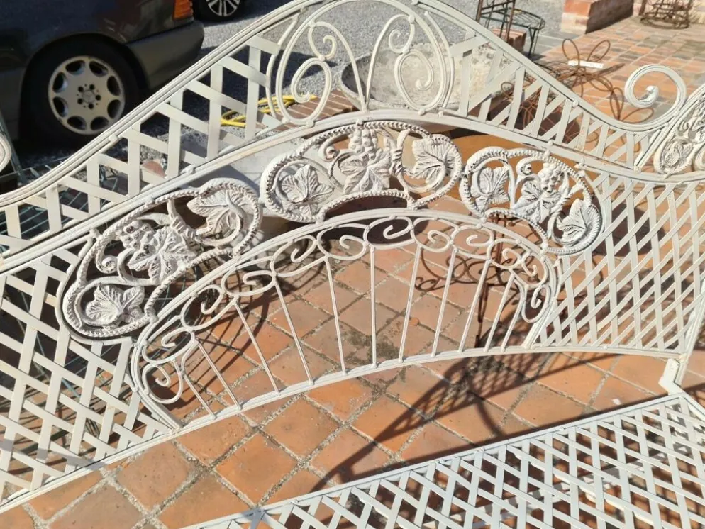 Banc de jardin en fer