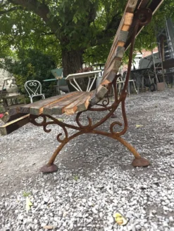 Banc de jardin en fonte avec lattes en bois