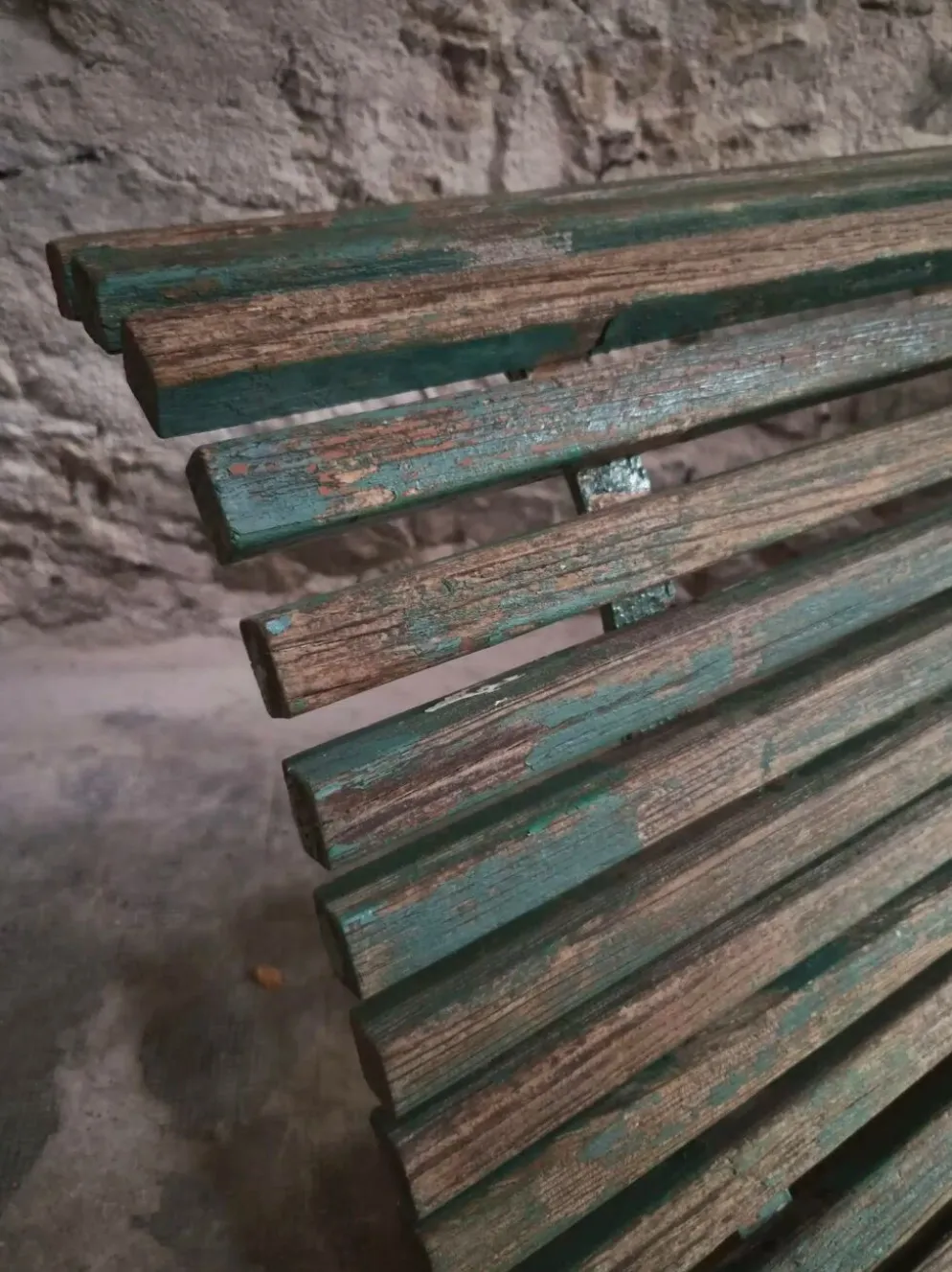 Banc de jardin français en bois et fer, années 1950