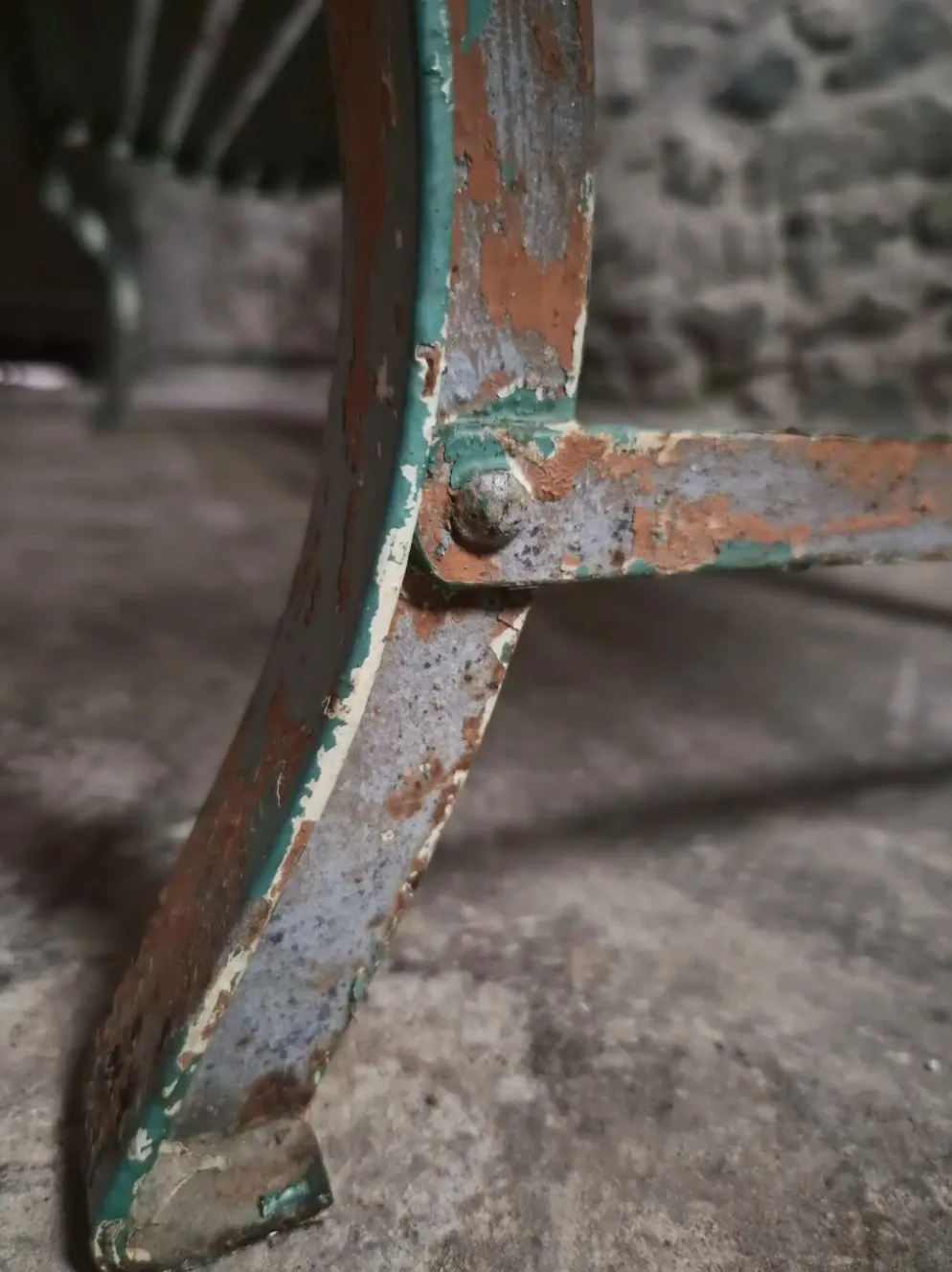 Banc de jardin français en bois et fer, années 1950