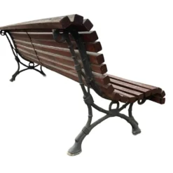 Banc de la ville de Barcelone en fonte et bois