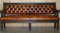 Banc de pub victorien Chesterfield en cuir restauré