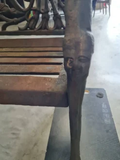Banc en fonte