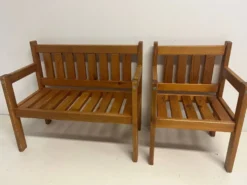 Banc et chaise enfant
