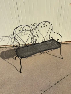 Banquette de jardin en fer forgé