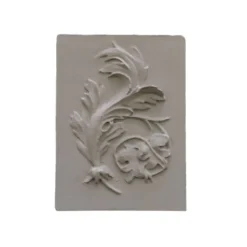 Bas-relief en plâtre feuille d’acanthe – style baroque / classique
