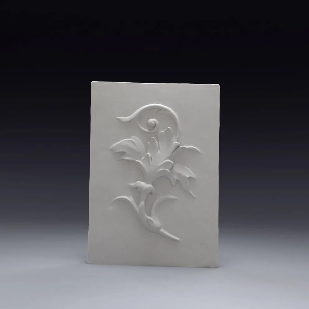 Bas-relief en plâtre feuille d’acanthe – style baroque