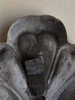 Bas relief feuille d'acanthe néo classique 19e