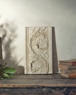 Bas relief selon un modèle du XIXème s.