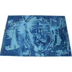 Beau tapis en laine au design abstrait fait main dans le style de Kybal, années 1960.