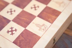 Beech wood chess board, new, with pieces in original box