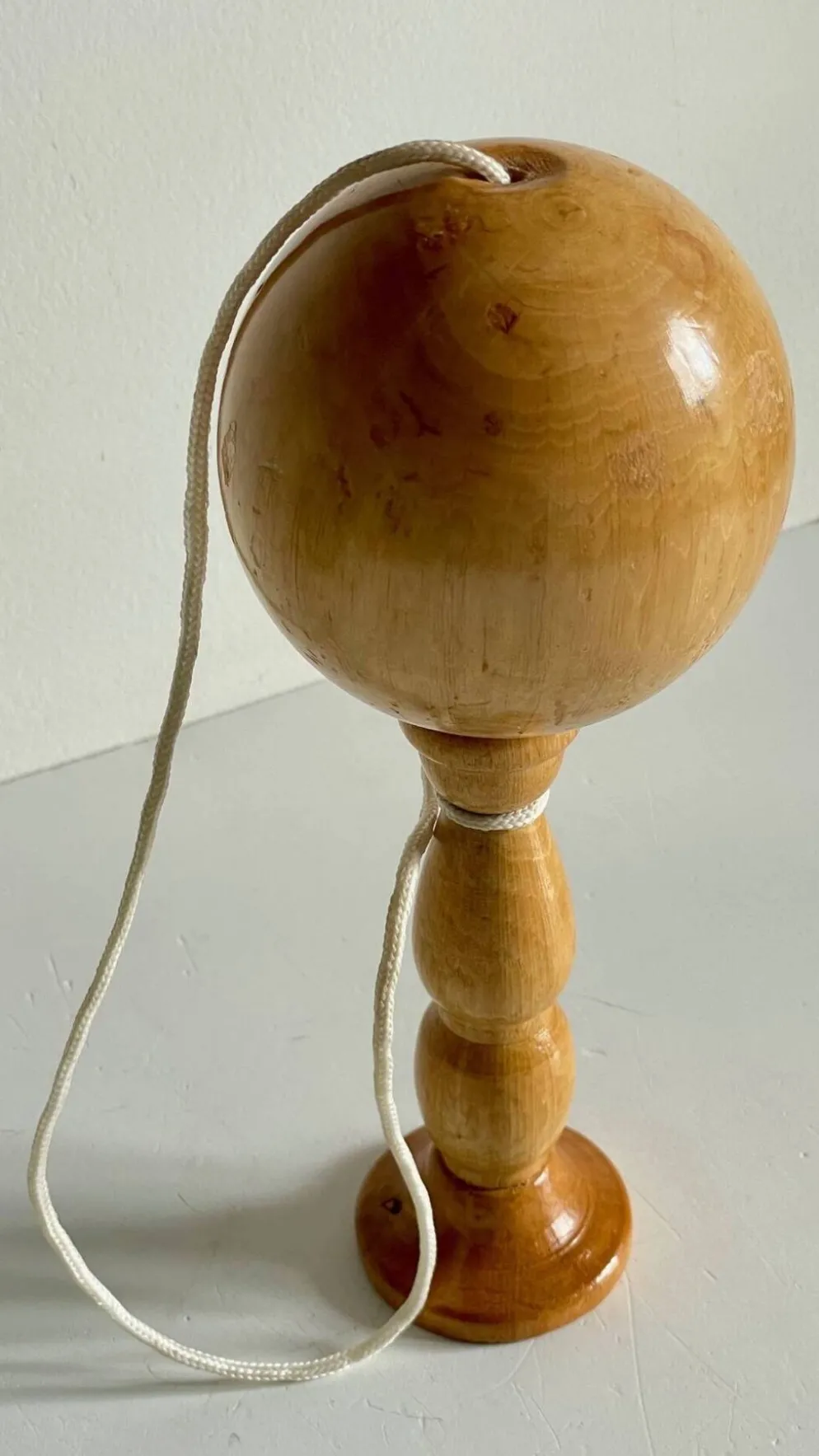 Bilboquet vintage bois massif