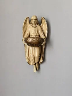 Bénitier céramique ange ailé antique objet religieux décoration campagne