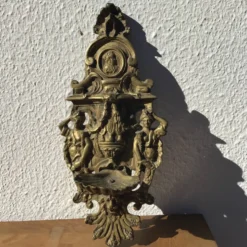 Bénitier en bronze