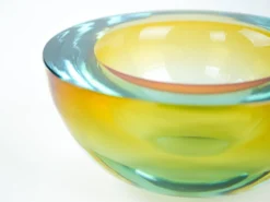Bol en verre, verre de Murano, années 1970, fabriqué en Italie