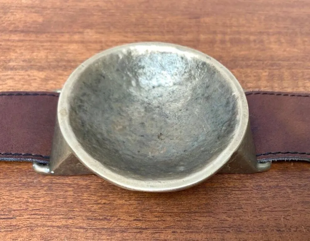 Bol ou cendrier en bronze et cuir avec accoudoirs, années 1960