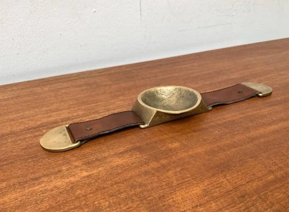 Bol ou cendrier en bronze et cuir avec accoudoirs, années 1960