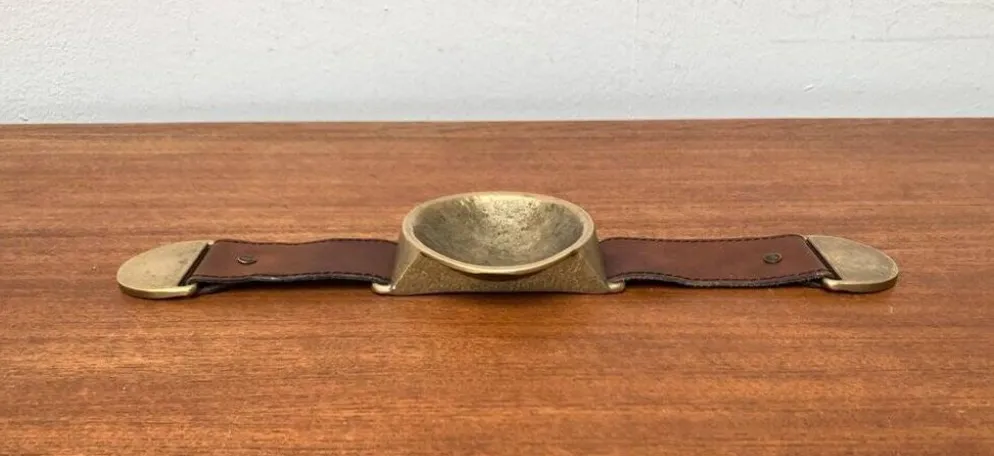 Bol ou cendrier en bronze et cuir avec accoudoirs, années 1960