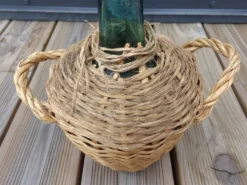Bonbonne paillée 2 litres viresa