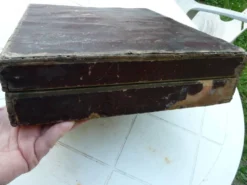 Boîte de jeu nain jaune atlas vintage 1920 avec pions