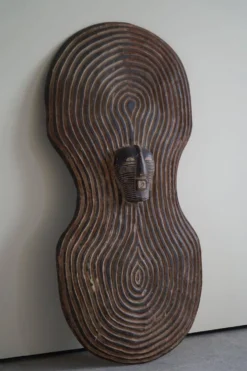 Bouclier africain vintage, art mural tribal, SONGYE SHIELD, Congo, milieu du 20e siècle