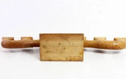Bougeoir anthroposophique en bois sculpté