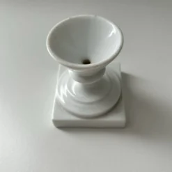 Bougeoir classique en porcelaine