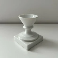 Bougeoir classique en porcelaine