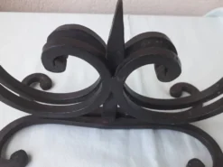 Bougeoir en fer forgé