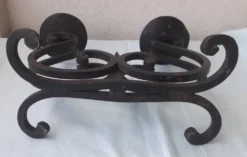 Bougeoir en fer forgé