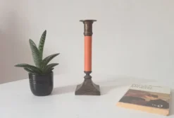 Bougeoir vintage en laiton massif doré et bois orangé