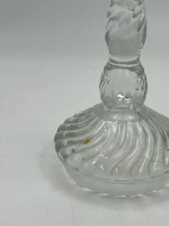 Bougeoir vintage en verre pressé torsadé