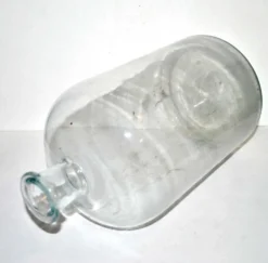 Bouteille d'apothicaire - bonbonne ancienne en verre soufflé bleuté Pharmacie