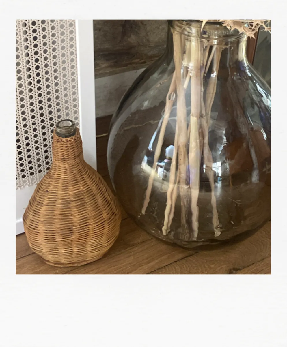 Bouteille habillée d’osier
