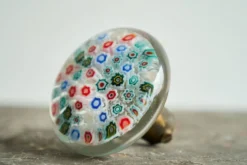 Bouton de porte Millefiori en verre d'art de Murano et laiton patiné, années 1960