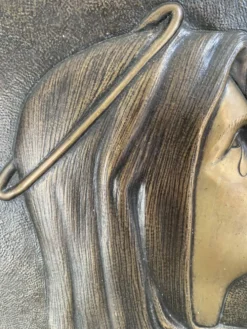 Bronze bas-relief de la Vierge