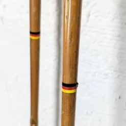 Bâtons de ski en bois