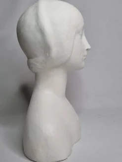 Buste d’après Laurana style renaissance, dit d’Aragon, plâtre patiné, 33 cm
