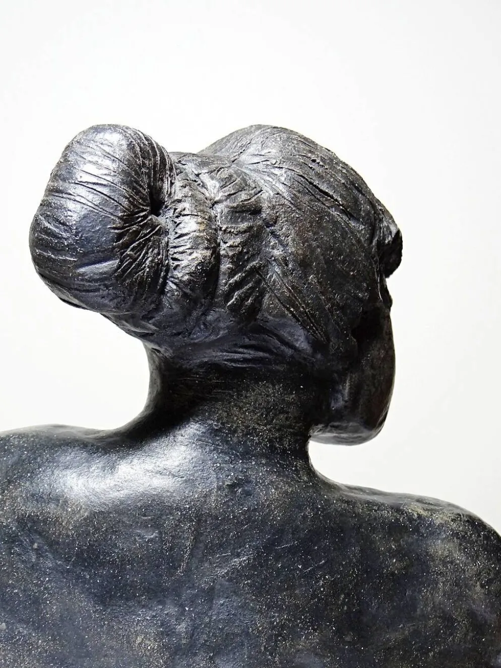 Buste de femme en céramique artisanat d'art, XXe