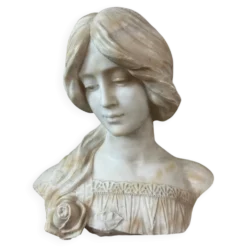 Buste de femme en marbre