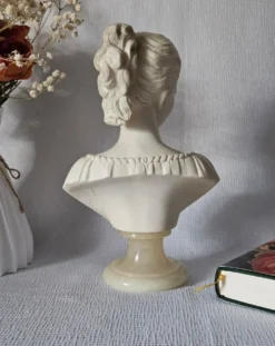 Buste de femme Italie vintage