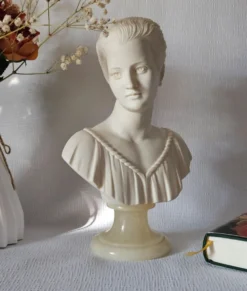 Buste de femme Italie vintage